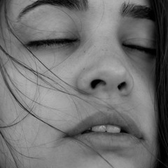 Max Richter - She Remembers (Soft Piano)