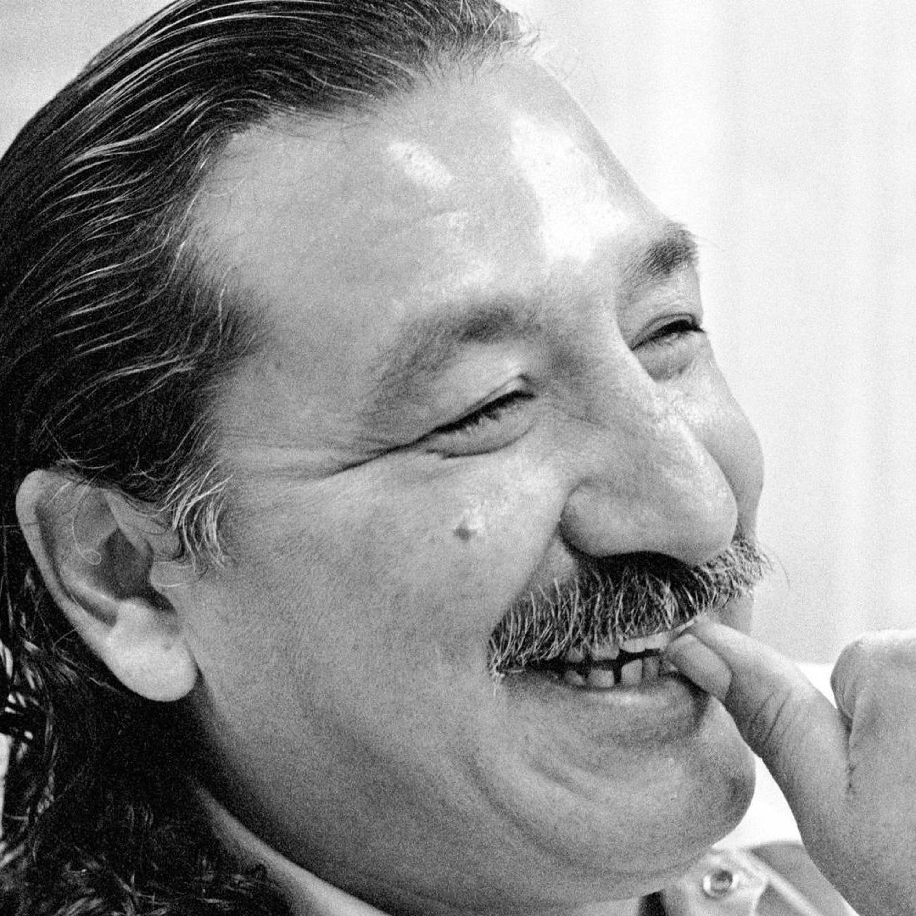 Biden debería conceder el indulto al activista indígena Leonard Peltier episode artwork