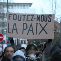 Touche pas!