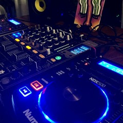 LAS VEGAS TECH HOUSE SET - Nicolas Urdinola