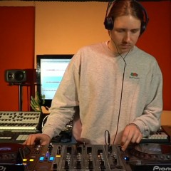 Sunday Sessions'243 | Moodrich