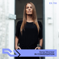 EX.756 Sonja Moonear
