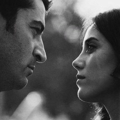 اعاتبك لاني احبك