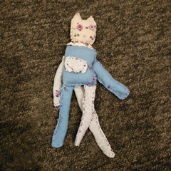 spikes on the wall +mint [kiro]