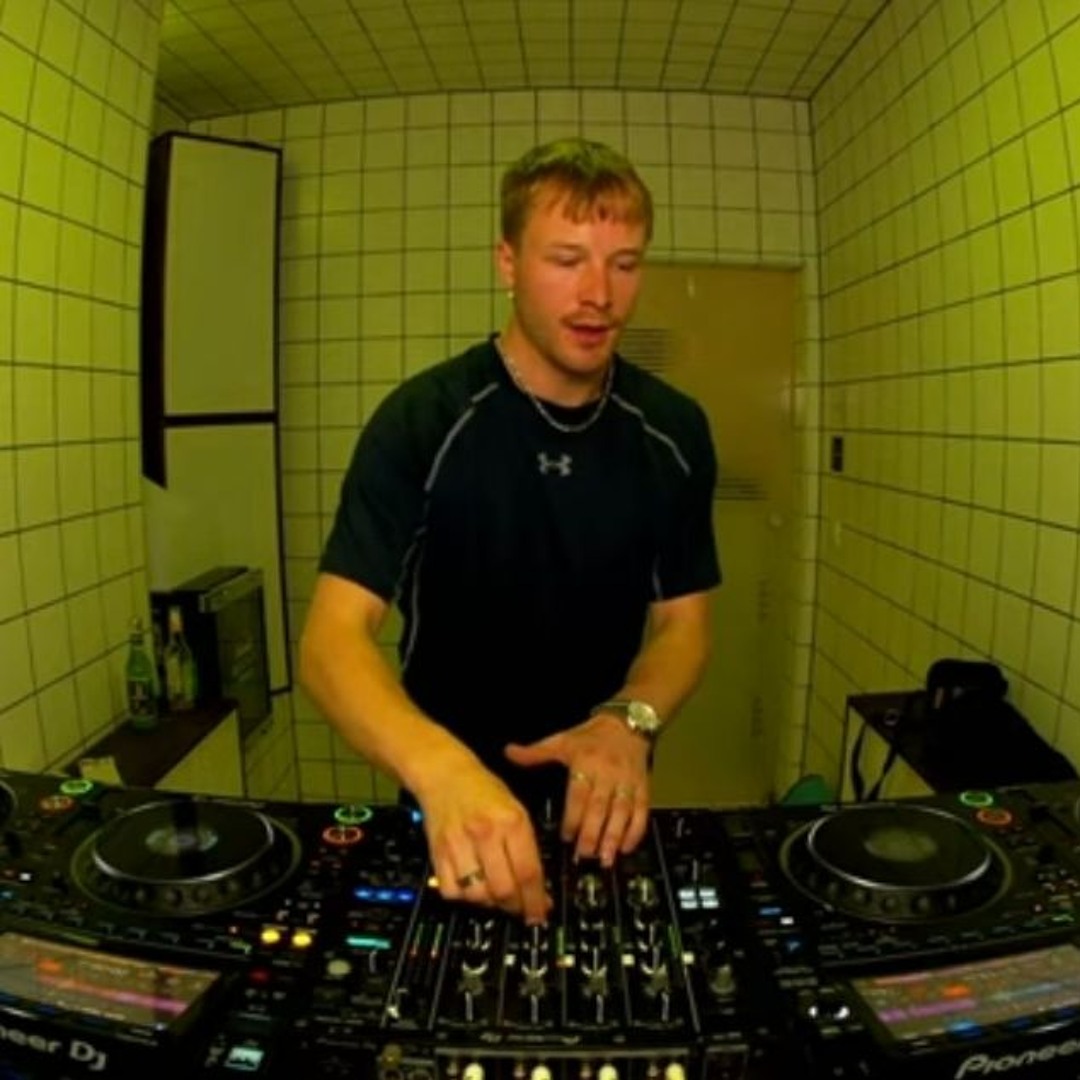 Paracek Stream Paraçek|HÖR - 2024 DJ SET by Paraçek | Listen online for free on ...