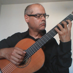 Bach - Prelude BWV 1007 arranged for contrabass guitar by Ramón León Egea