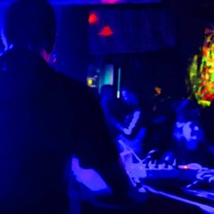 FREE DOWNLOAD - UnDeR20 - Una Tarde Cualquiera v9