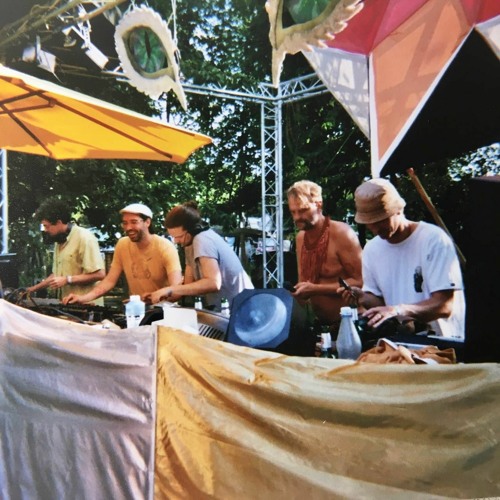 wir sind die Sonne feat. Dario Klein - Improvisationskapelle (live jam, Tumult Im Fuchsbau) auf iiwii.cologne (it is what it is! Köln - Germany)