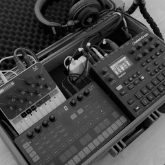 HAND LUGGAGE MUSIC MACHINE - JAM