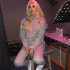 Top of the Class (2018) prod narquise