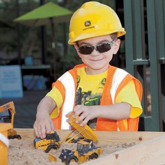 sloli @ The Sandbox - 142 Groove Toys