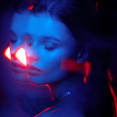 1. Neon