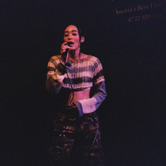 Lifeline x Sydney Renee