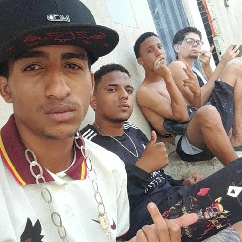 Deejay Anjos Prod, dj Zs do J, Dj Menor do sj e dj Rk do cda ( Vai no chão)