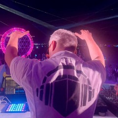 (demo) Mothership (inspired by the new Titanic's End art car)