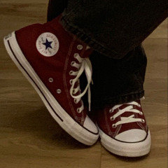 flaired jeans and converse (prod. by KERMO)