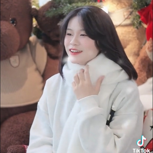 Tuyết Yêu Thương- Thùy Triệu.mp3