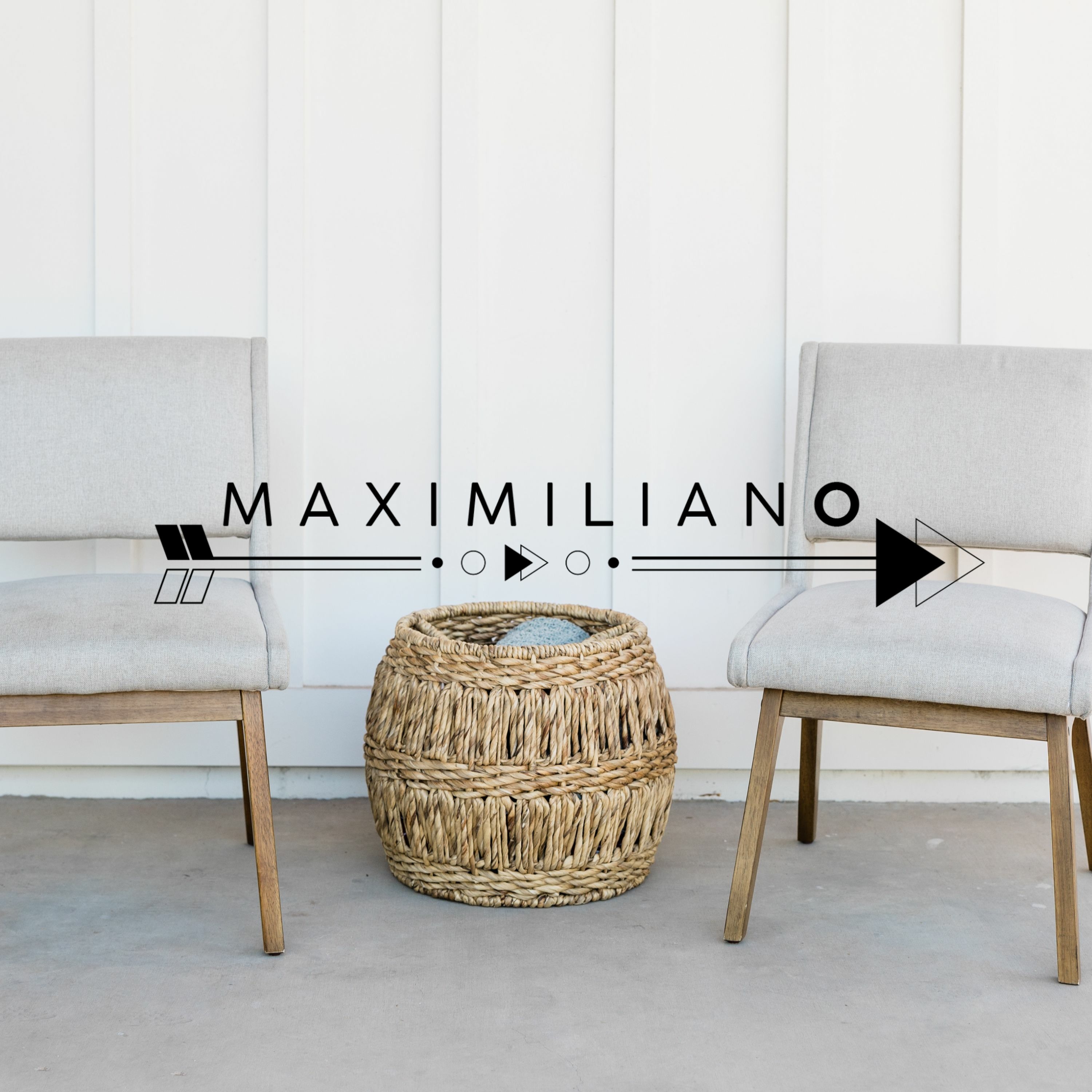 MAXIMILIANO (US)