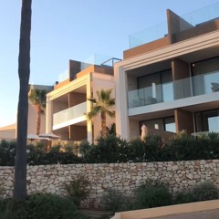JUST HOUSE 3.0