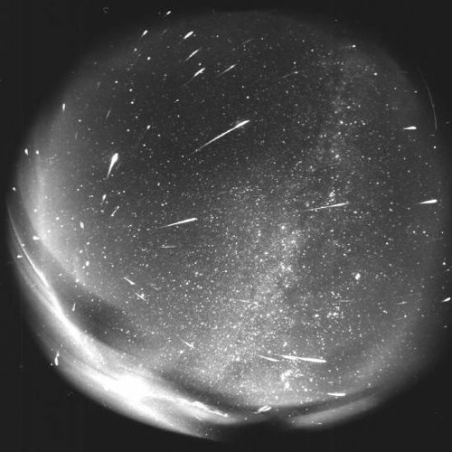 1.21 Leonids Meteor Shower Peaks
