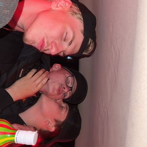 Låt mig hoppa färdigt Mamma