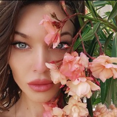 Inessa Bonet -  Sunset Avenue