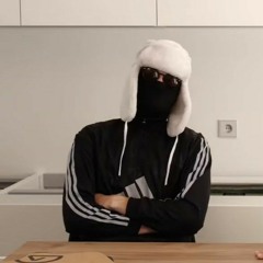 В панельке