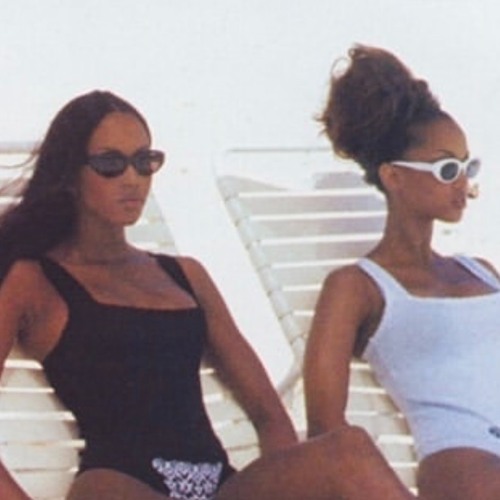 Grindr Pages (feat. Isaac Thursday)