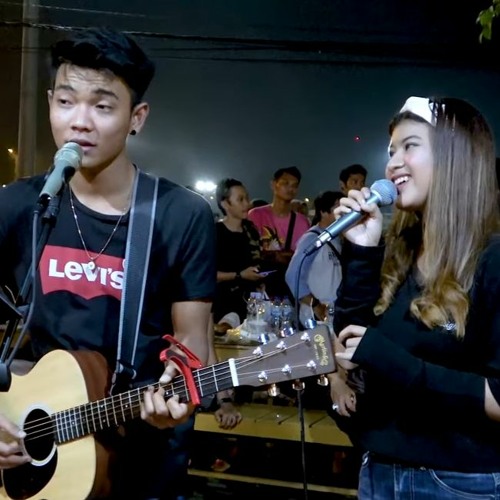 Tri Suaka Nabila Pelangi Di Matamu Jamrud Akustik Cover By Gefmusic