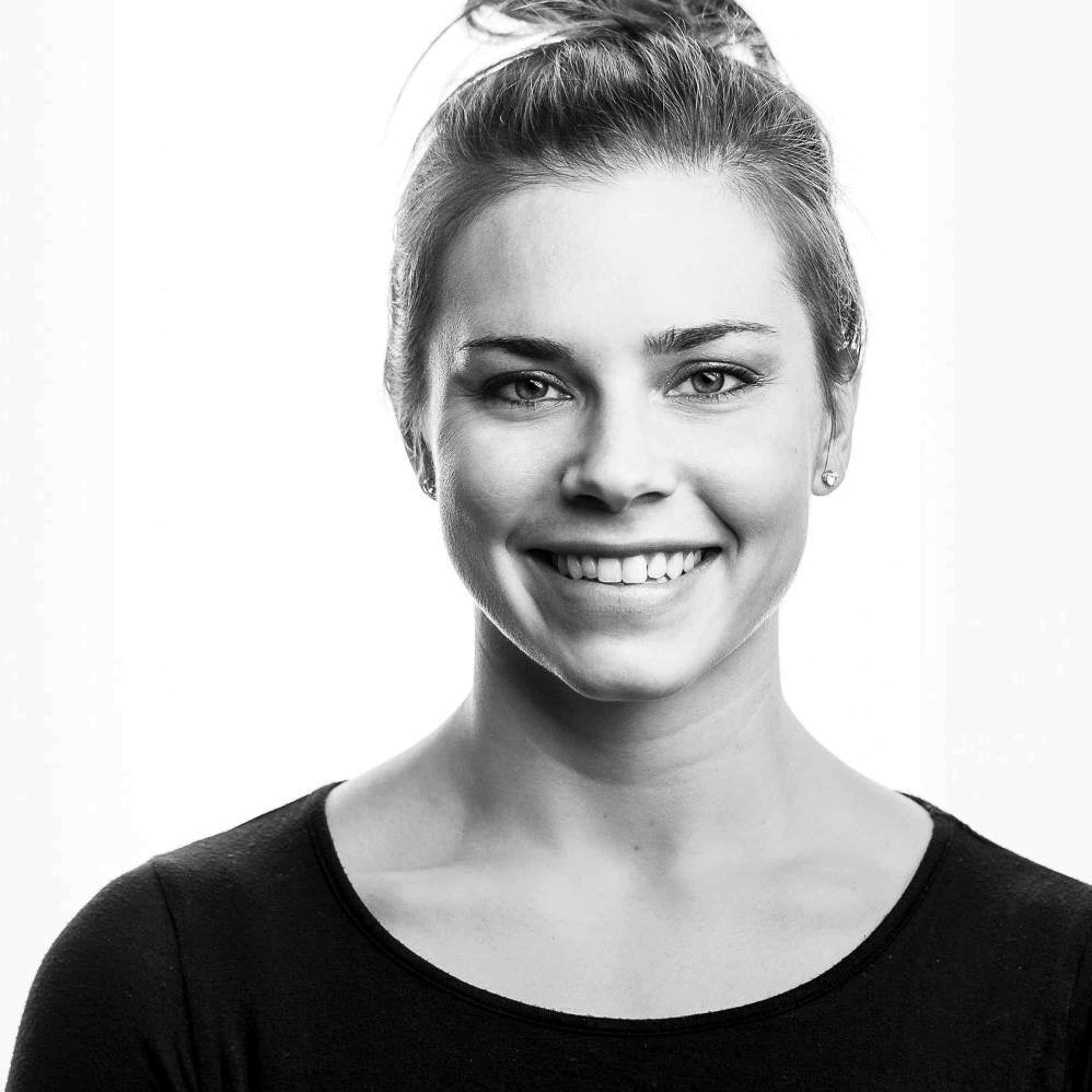 207. CrossFit and Personal Well-Being with Dr. Julie Foucher episode artwork