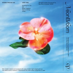 Neonbloom - Feel It Coming