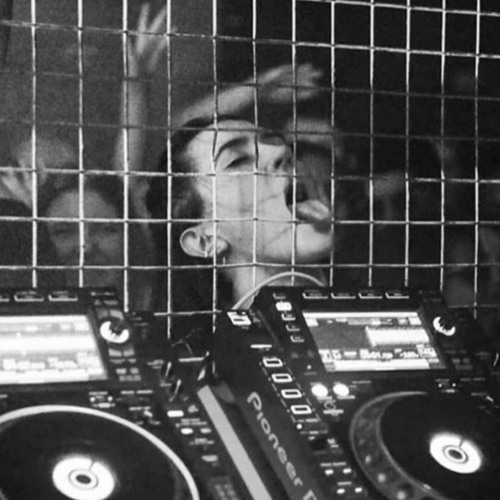 Un peu de techno un peu de gazouz