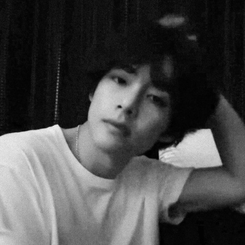 Maybe by V Unreleased Song by Kim Taehyung Full (230412 weverse live )