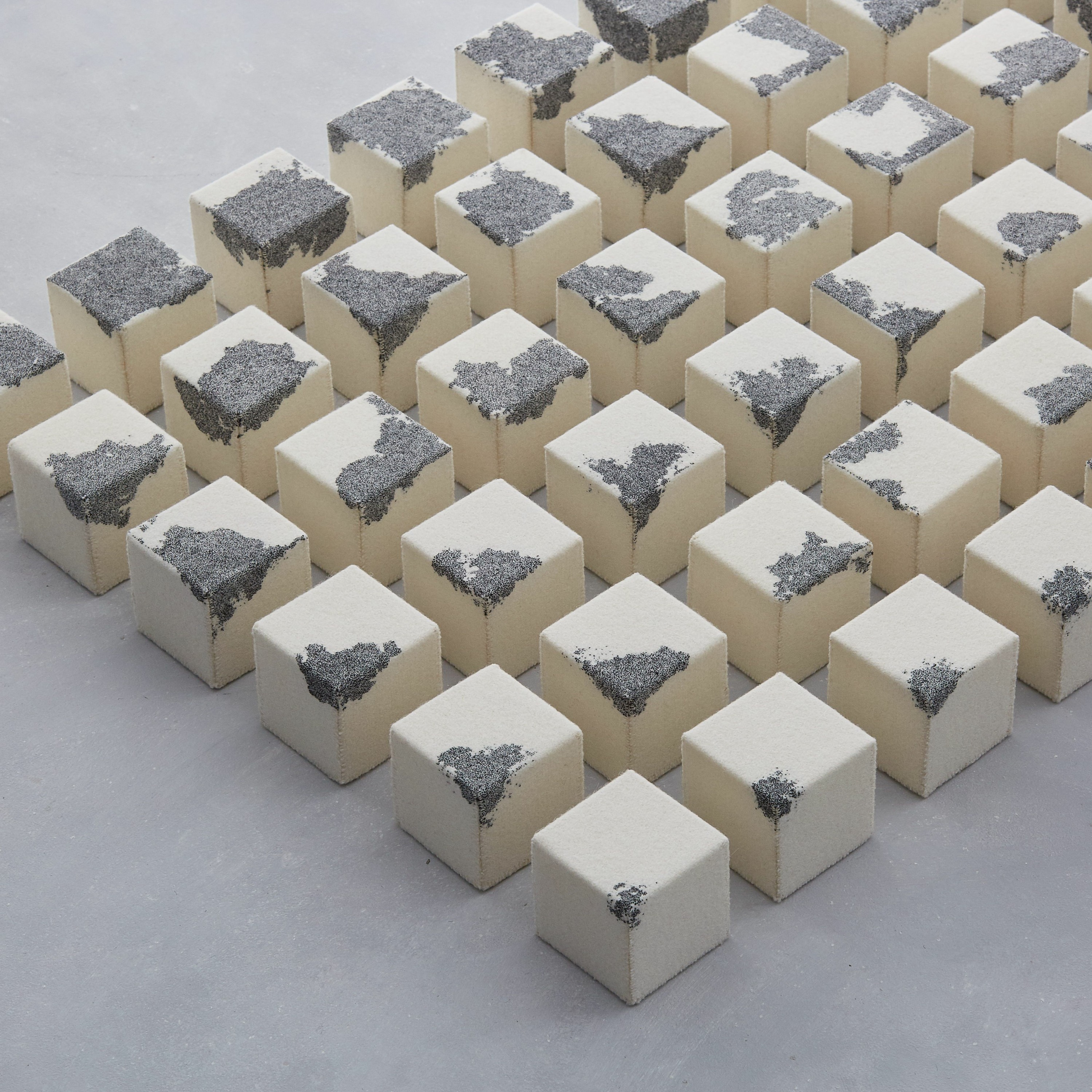 Richard McVetis 'Variations of a Stitched Cube', Threads episode artwork
