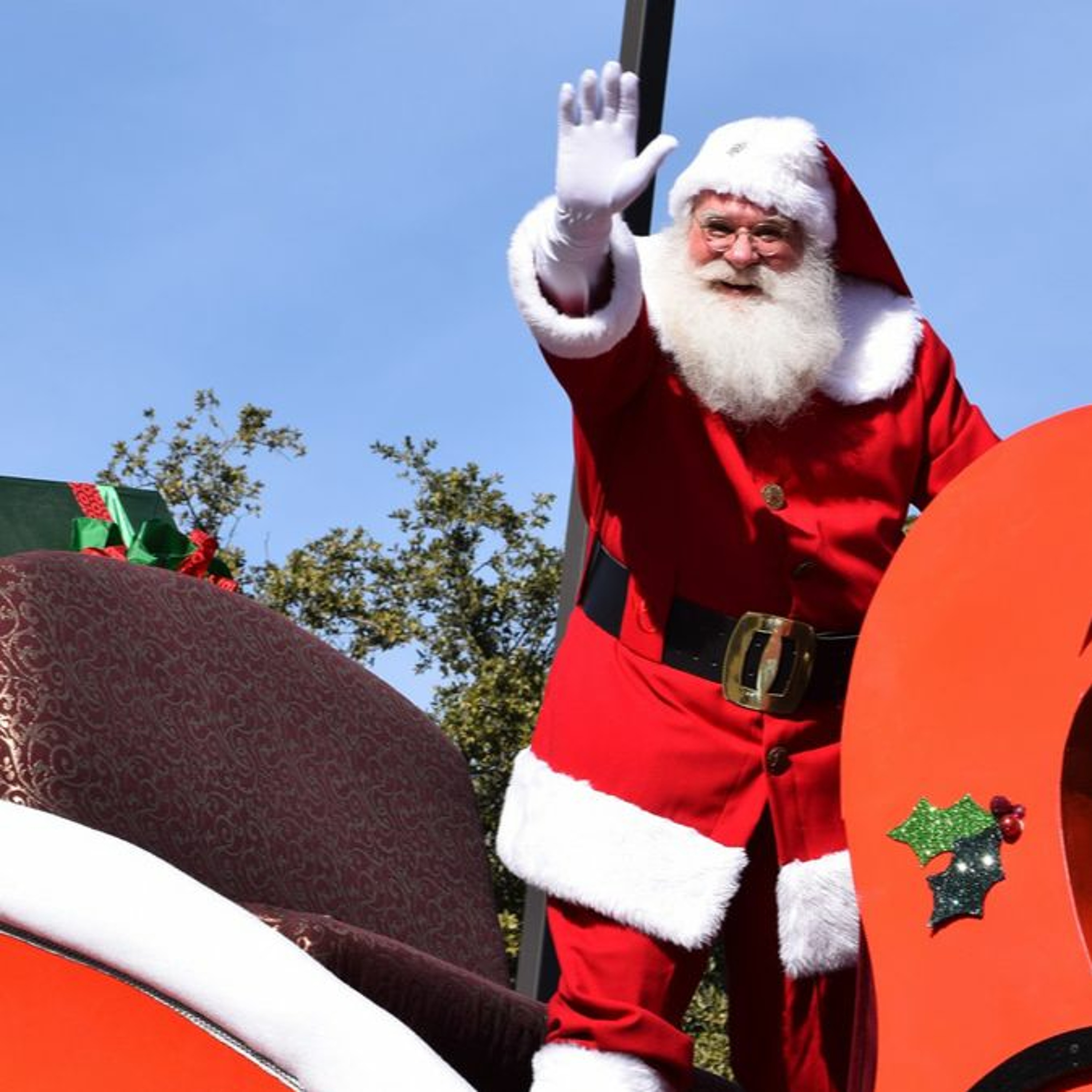 The Importance of the Eaton's Santa Claus Parade episode artwork