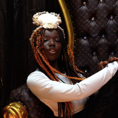 Queens Gonna (Give You The Real)