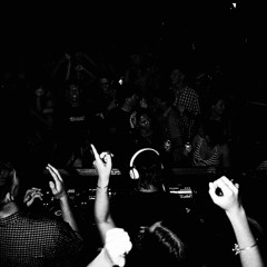 LET ME HEAR U [FREE DL]