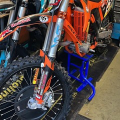 Quincy Wilson - Kies Jij Voor Mij Of Voor Het Feestje.mp3