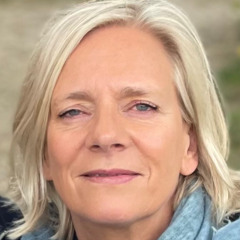 "Frauen in Kirche - für Gott am Ball" (2)