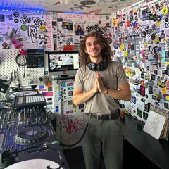 PIQUE-NIQUE AM with J. Mordechai @ The Lot Radio 07-03-2023