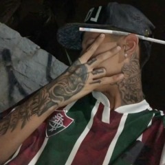 ao som do tambor | bebendo amarula fumando gold