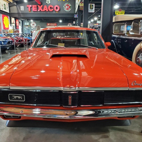 Wagon Wheely/Quiero un Poco de Dulce Pastel Mexicano/The Return of a Certain Piss Flavored Beverage