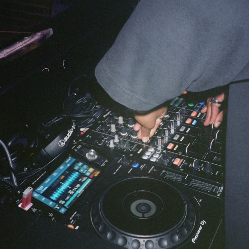 Connected 003: 4 THE CULTURE w/ MR. Fowler