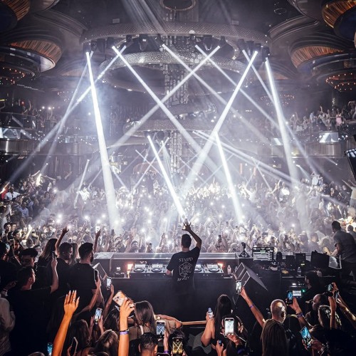 AKON - RIGHT NOW x BARA BERE [ BTK x EZZAJUNIOR ] ANG ANG ANG