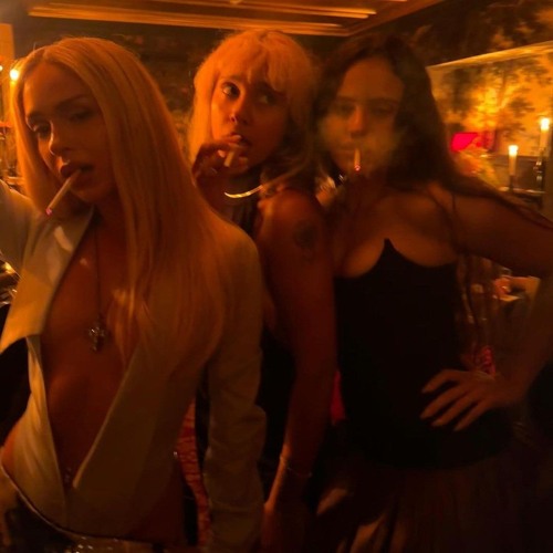 Bad Gyal - Me tiene Wet / Nueva Canción