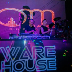 Andrew Doran & Tom Taus OM BAR Boracay 18.10.22