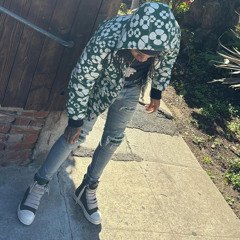 4evaup11 - Spilla (Chuckyy)