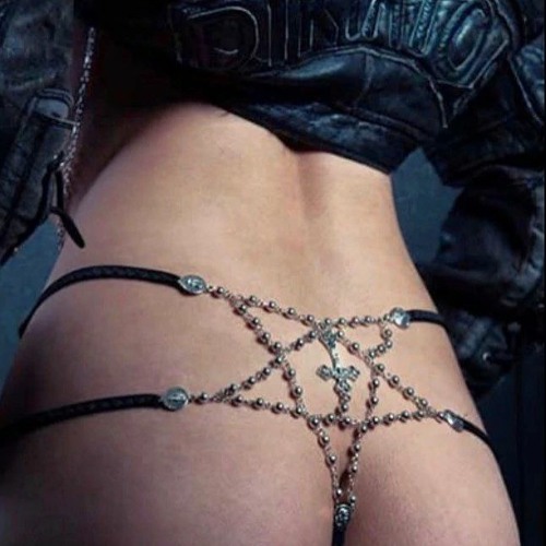 Charli XCX - Lightning (speed up + reverb)