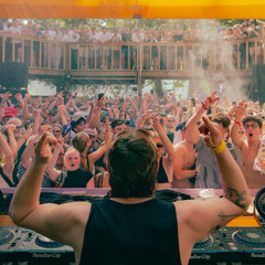 Fenrick live at Orbit Stage, Paradise City 2025