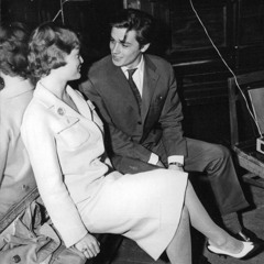 على مايبدو دمو خفيف